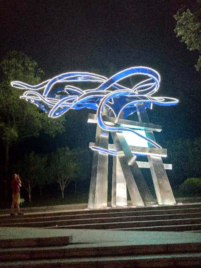 不锈钢雕塑