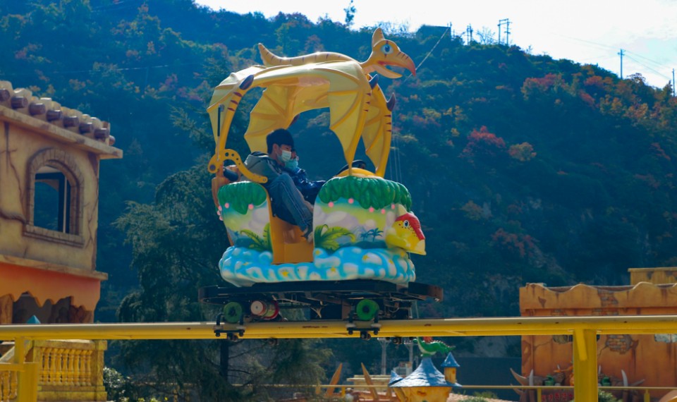 陕西商洛侏罗纪恐龙世界