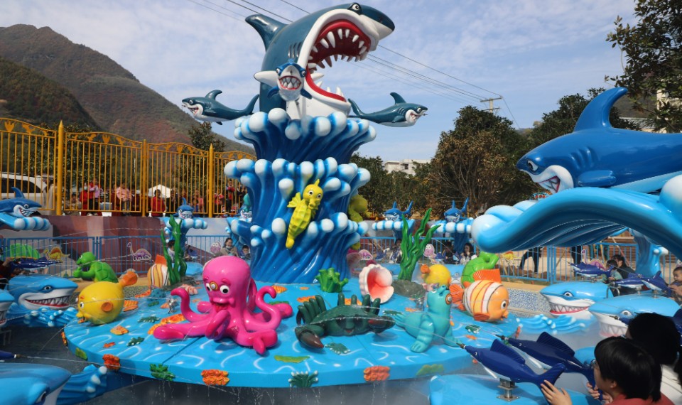 陕西商洛侏罗纪恐龙世界